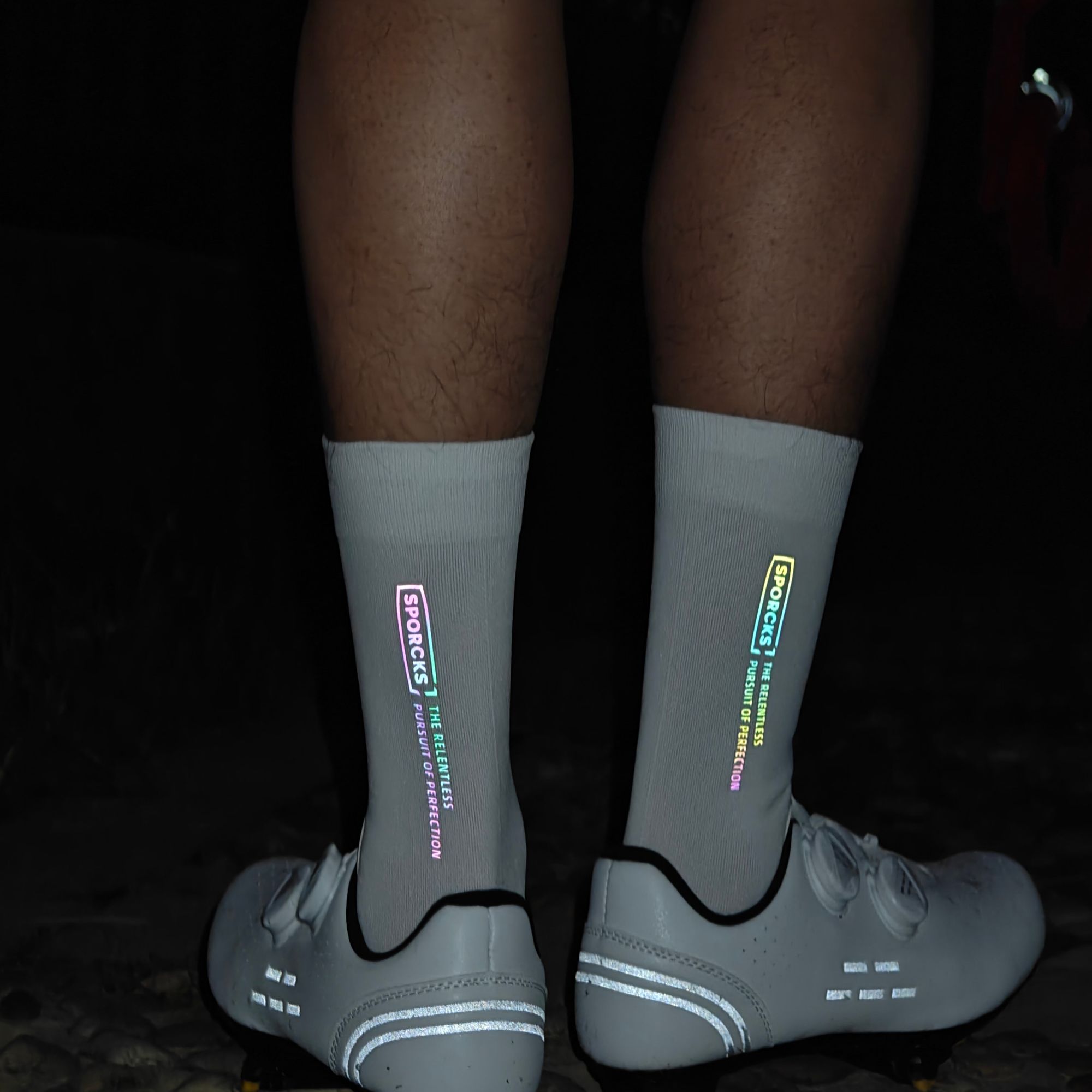Mountain Biking Socks - Sporcks カラフルな高反射サイクリングソックス自転車ロードバイクマウンテンバイクスポーツソックス通気性耐摩耗性快適なミッドカーフソックス Sr-03