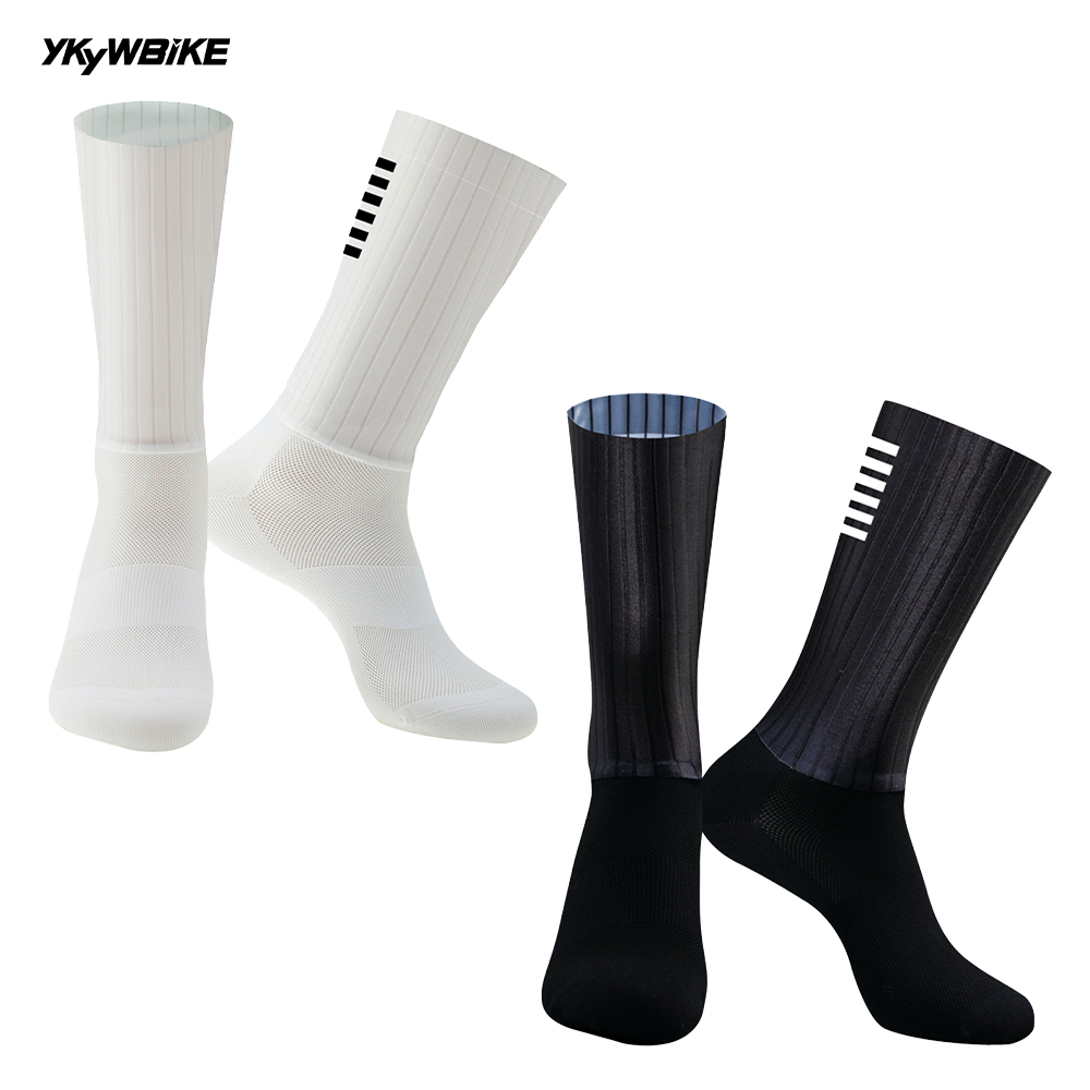 ykywブラックホワイト抗スリップシリコーン男性のサイクリン - Mountain Biking Socks のレビューと価格
