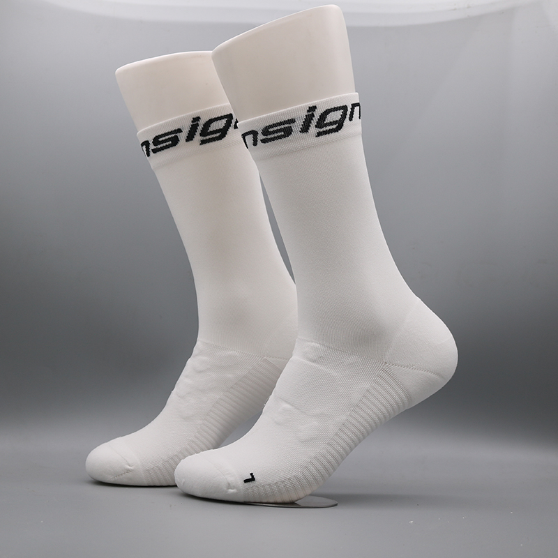 マウンテンバイク、サイクリング、ロングソックス、ロングランニ - Mountain Biking Socks のレビューと価格